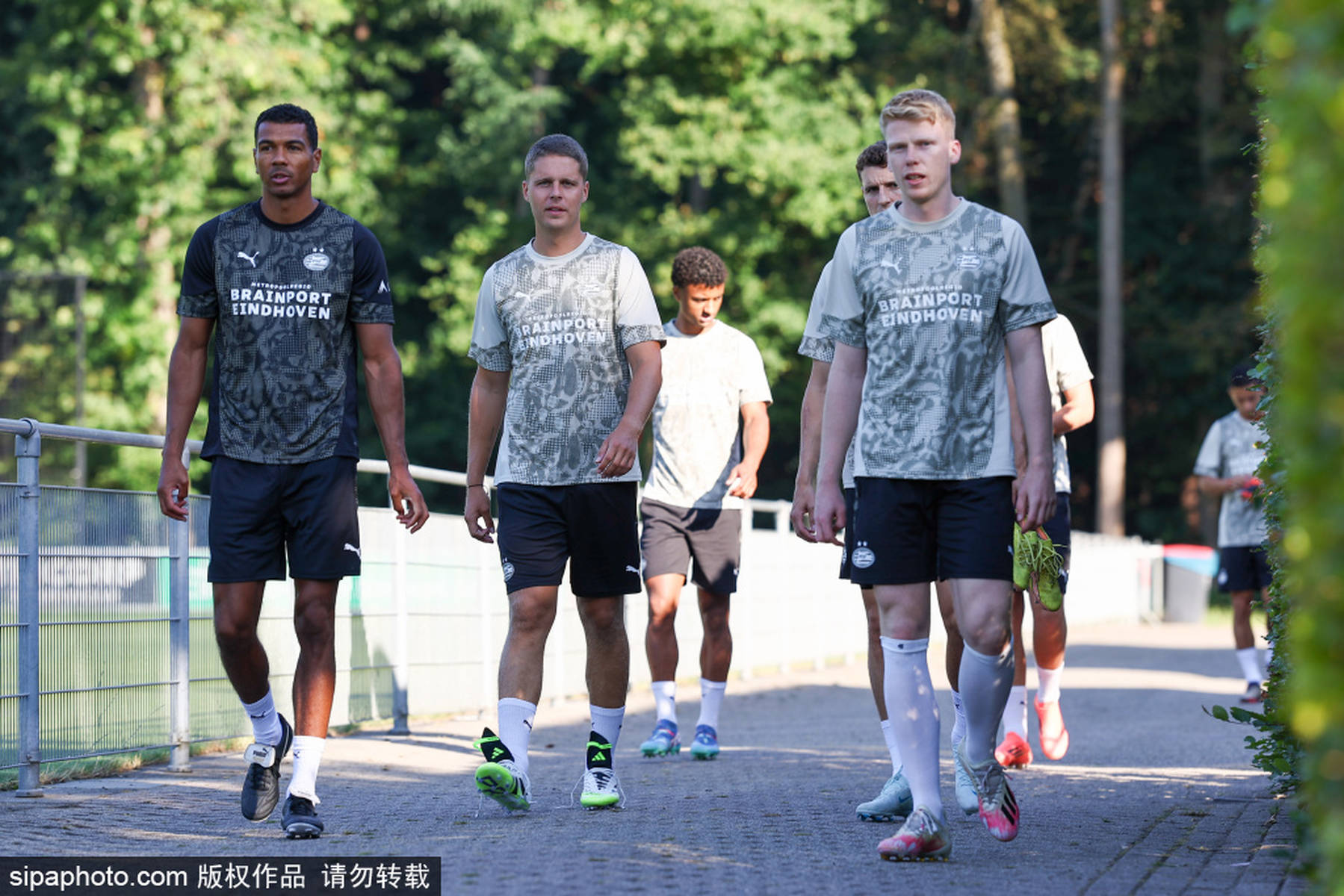 九游体育官网-集结日皇家马德里备战荷甲；造点机会细节曝光；态度坚定；资深球员宣示担当