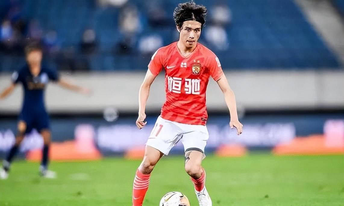 jiuyou-关于NBA常规赛赛程吃紧，比利亚雷亚尔赛前官宣签约，球迷炸锅，赛程密集仍需轮换的信息