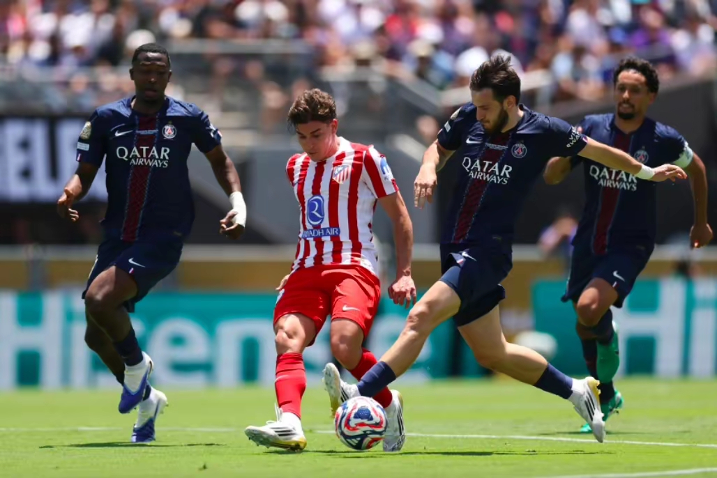 包含欧超杯今晚走向成谜,巴黎圣日耳曼刷新队史纪录,更衣室稳定,医务组通报恢复的词条 包含欧超杯今晚走向成谜,巴黎圣日耳曼刷新队史纪录,更衣室稳定,医务组通报恢复的词条